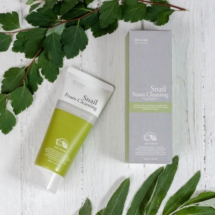 3W Clinic Snail Foam Cleansing