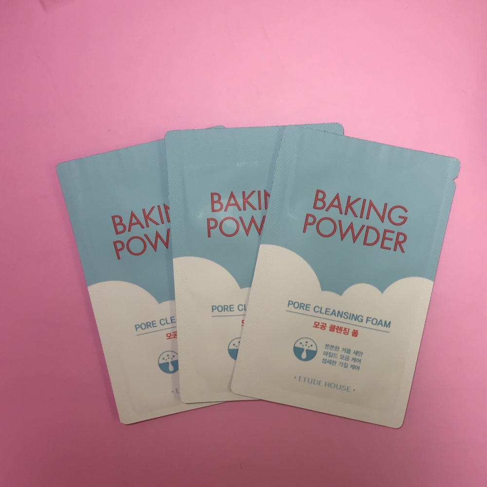 Etude House Baking Powder Pore Cleansing Foam
